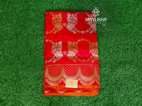 Pink banarasi saree with pink blouse
