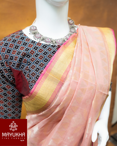 Peach Whisper - Handwoven Ponduru Jamdani Elegance